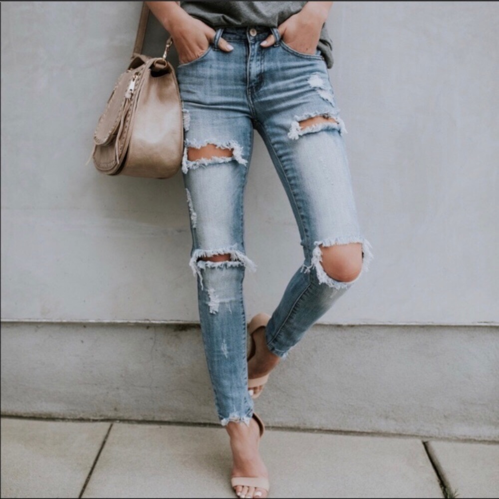 Distressed Light Wash Skinny Jeans - Picture 4 of 8
